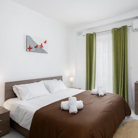 Sea View Apartment 2 Bedrooms 2 Bathrooms, 2 Minutes Away From The Sea San Julián Exterior foto
