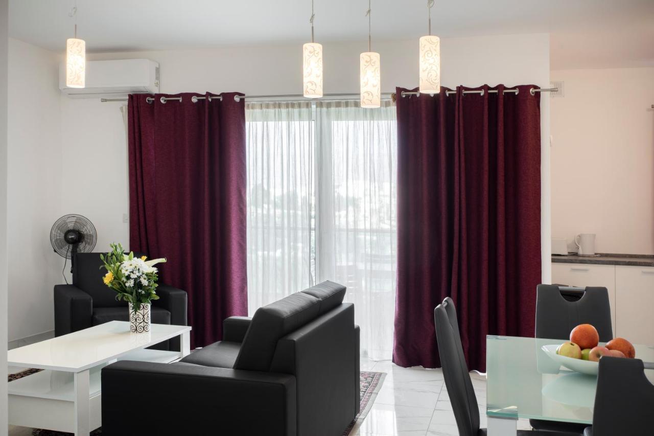 Sea View Apartment 2 Bedrooms 2 Bathrooms, 2 Minutes Away From The Sea San Julián Exterior foto